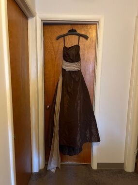 Bill Levkoff Classic Brown Gown Beige Sash Size 10 Prom Wedding Cruise